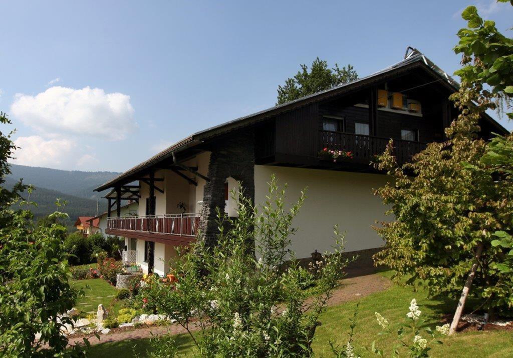 Ferienwohnungen Gaestehaus Schreiner Arrach Exteriör bild